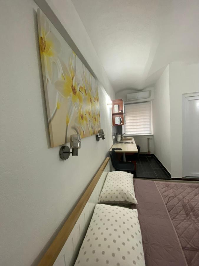 Studio Apartman Sandra SJJ Exterior foto